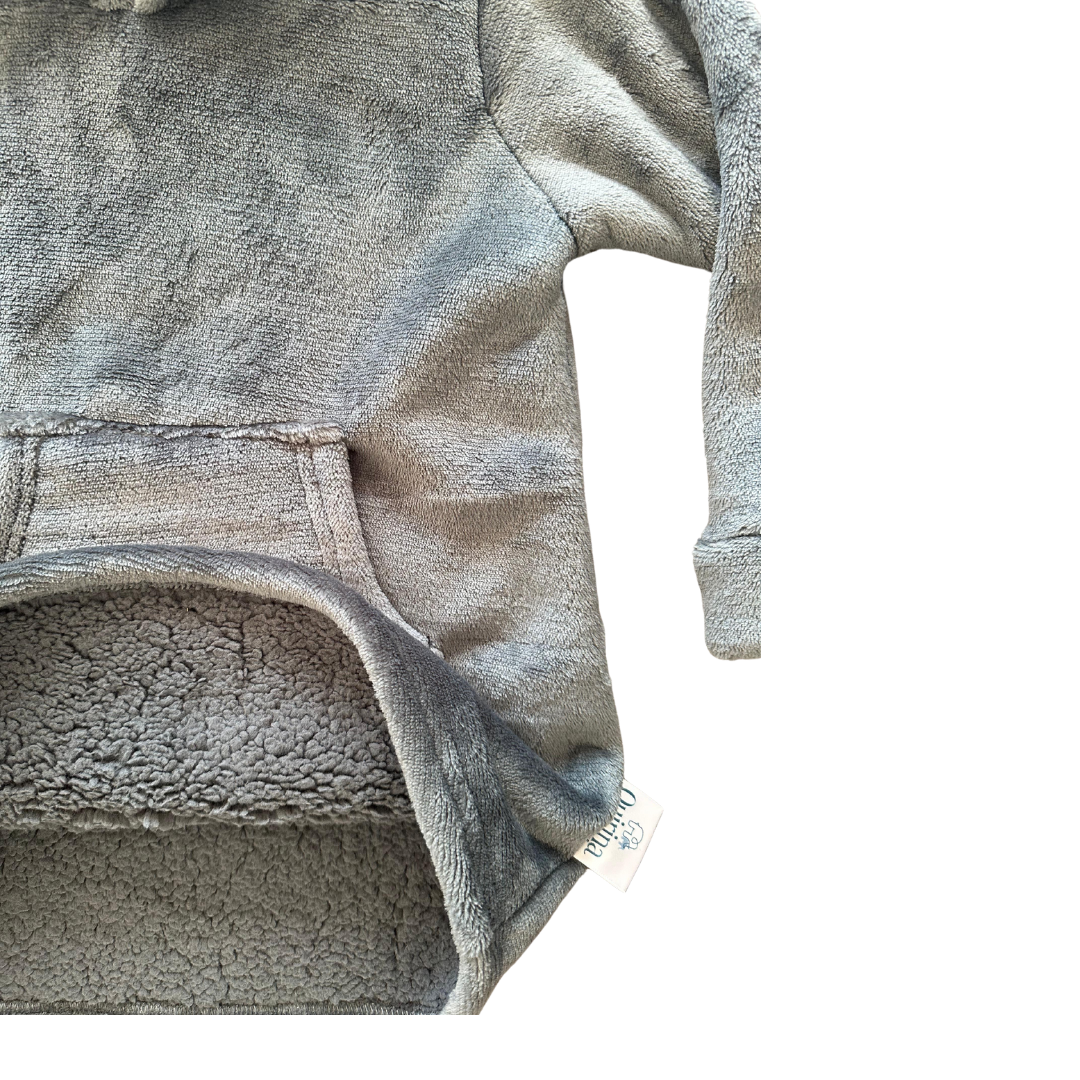 Hoodie premium con borreguita por dentro