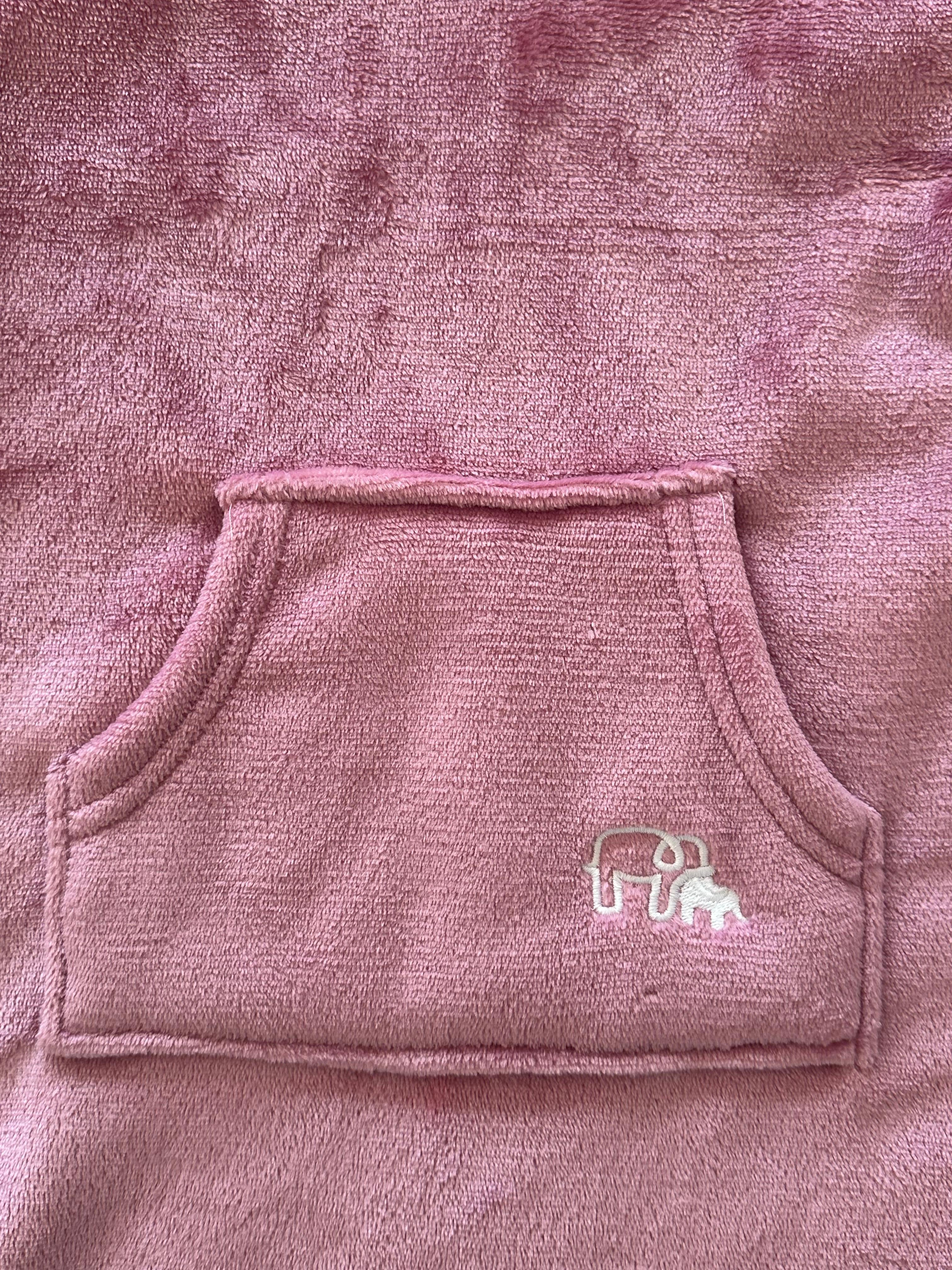 Hoodie premium con borreguita por dentro